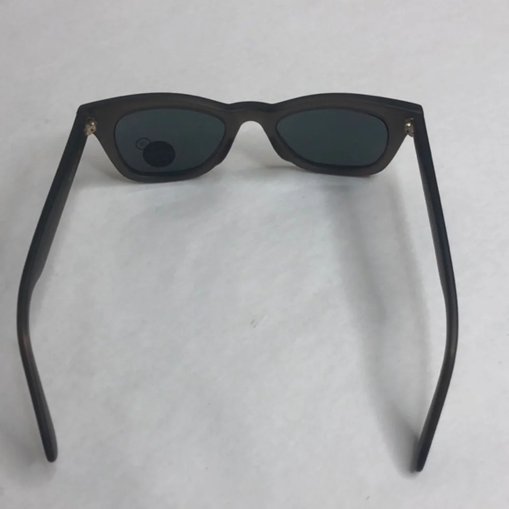 KOMONO Allen Frost Gray sunglasses NEW